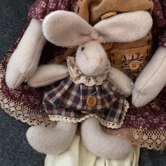 Primitive Rabbit with Bunny Felt Ears Well Made - Picture 3 of 7